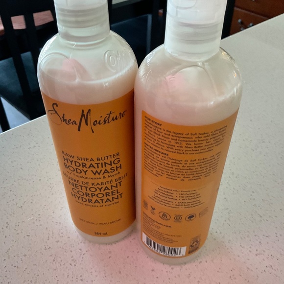 Shea Moisture Raw Shea Butter Hydrating Body Wash x2 384 ml - Picture 2 of 2